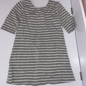 Gray and White Tunic 3T